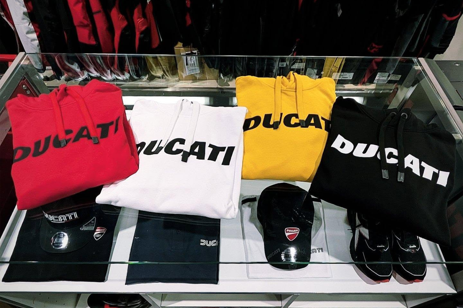 【Ducatiのスウェット＆パーカー】